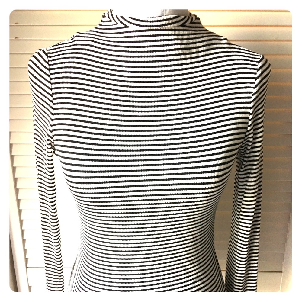 Melrose & Market long sleeve top- Nordstrom rack